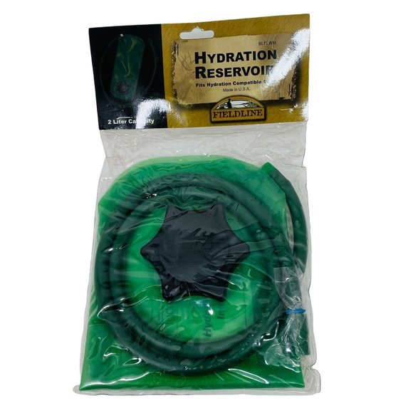 Fieldline Hydration Bladder 2 Liter Leak Proof Water Reservoir Military Water St - Picture 1 of 4